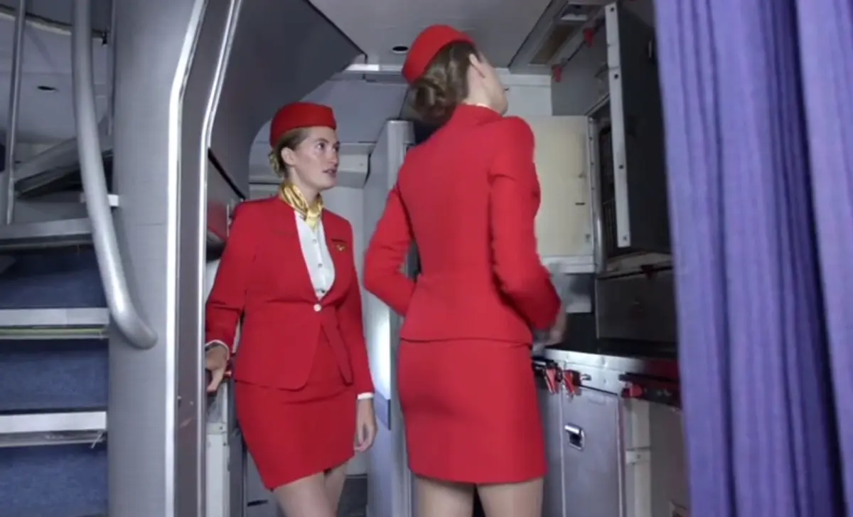 《法国空姐2019(多塞尔航空)》资源下载-手机免费观看全集-法国空姐高清在线播放完整版