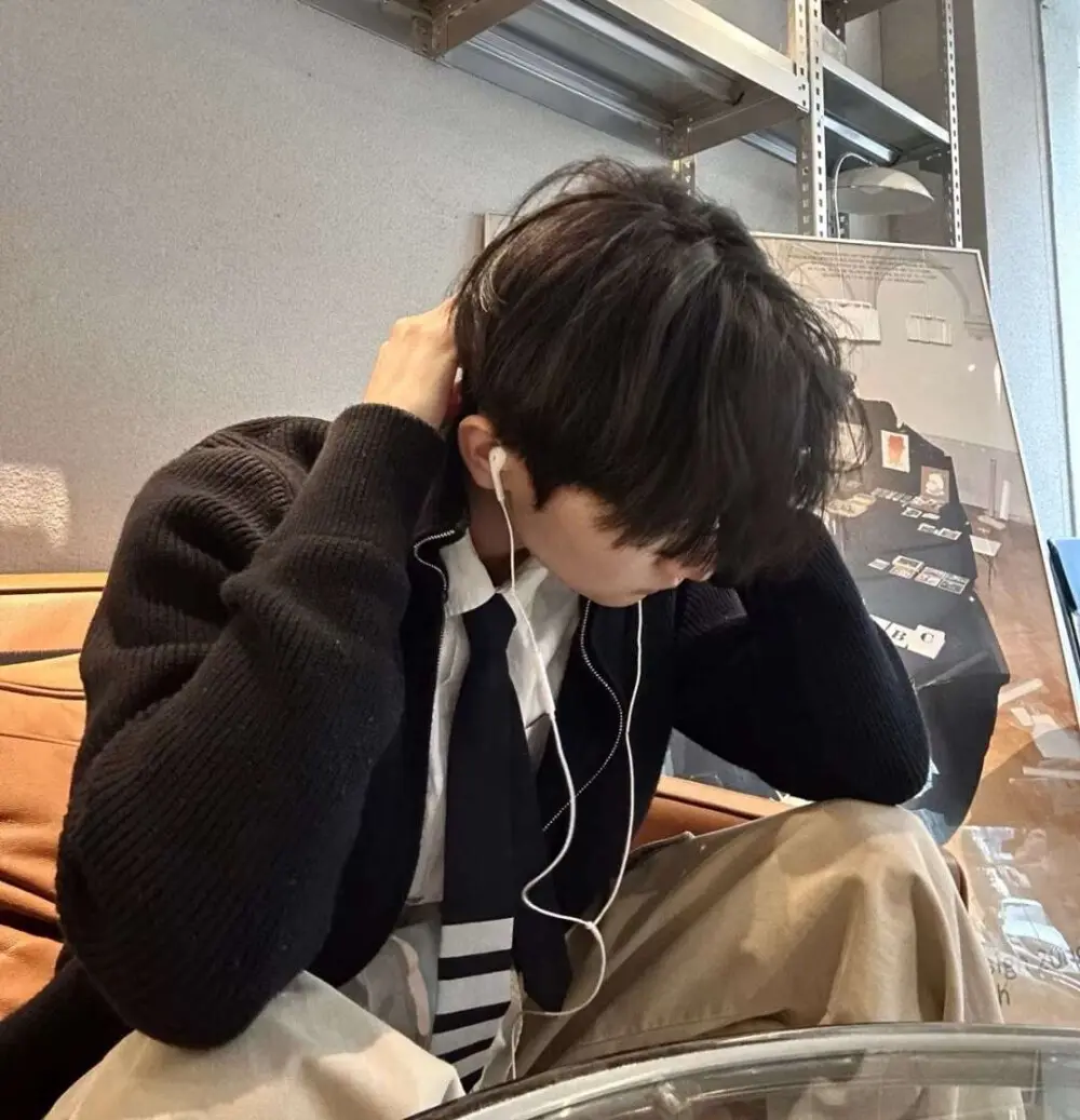 舍友by不吃姜小说免费在线观看-《舍友》by不吃姜全集完结txt下载-希然连颂最新剧情介绍