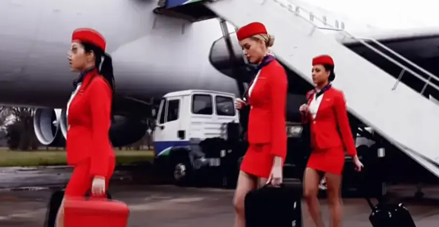 《法国空姐》电影全集免费在线观看 - 法国高清中字版《法国空姐2018》完整版资源 - 多塞尔航空机舱故事720P